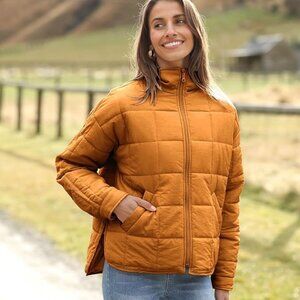 Women's Puffer Jacket, Full Zip, Lightweight, Quilted Coat, Size L, New WO Tags